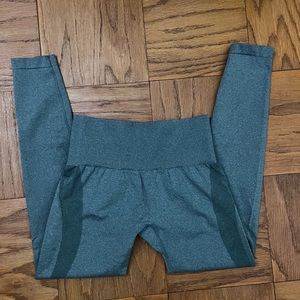 NVGTN leggings forest green size M